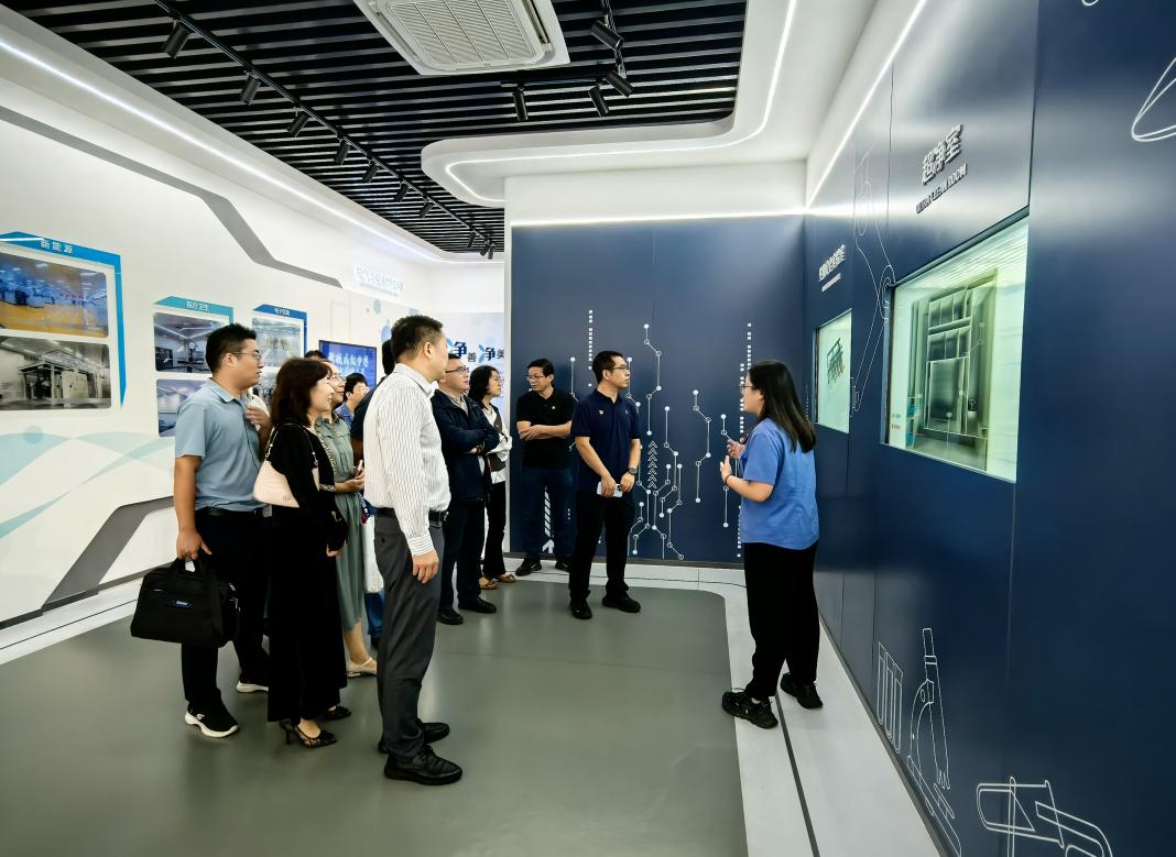 校企党建共建，引领科技人才培养——轨道交通学院土木教工支部、土木学生支部赴苏净集团开展主题党日活动